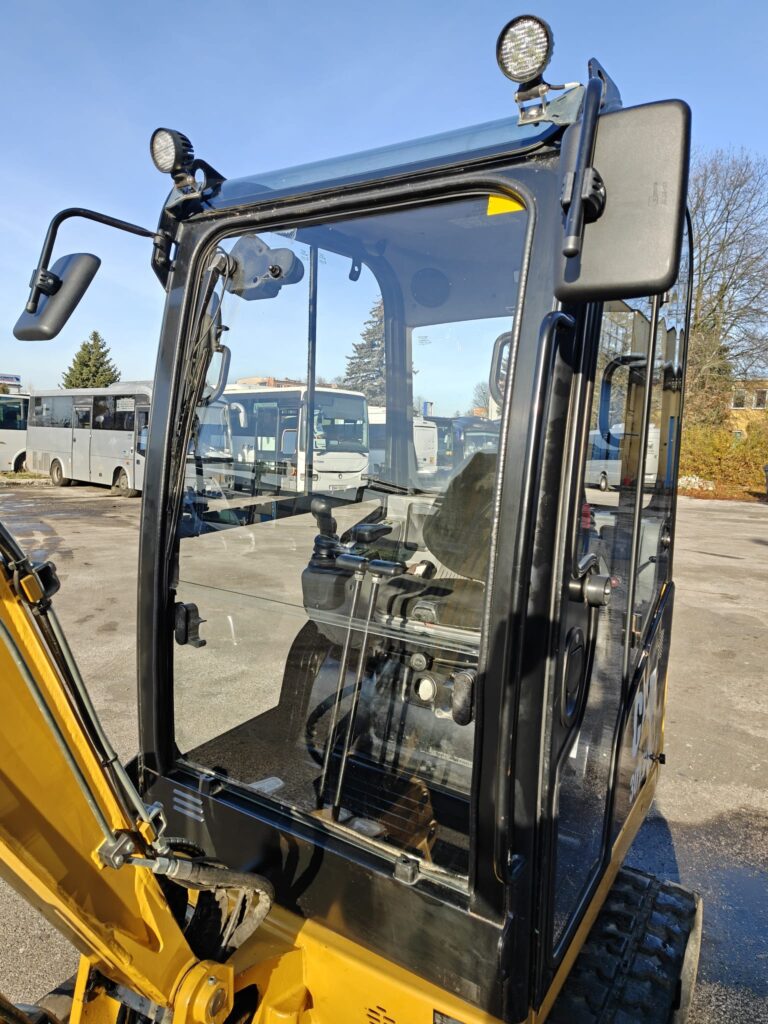 Caterpillar 301.7D 2017r