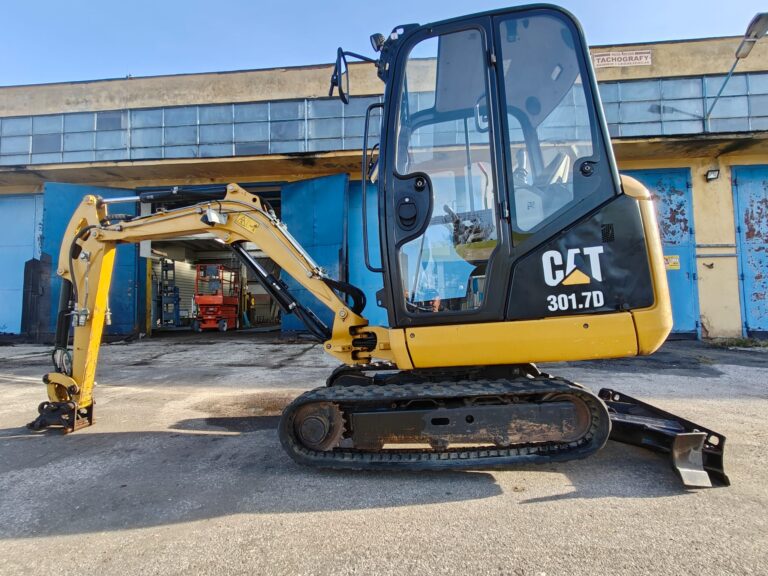 Caterpillar 301.7D 2017r