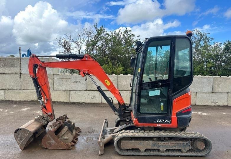 Kubota U27-4 2021