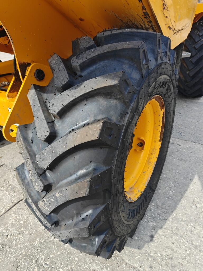 JCB 3T 2020r