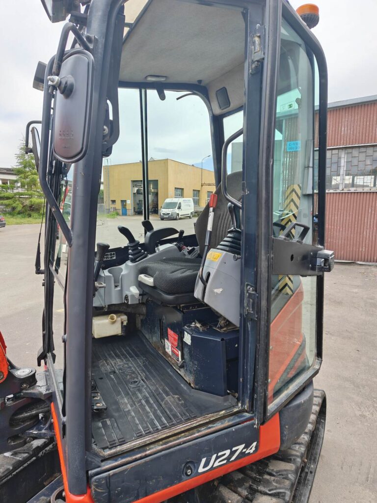 Kubota U27-4 2017r