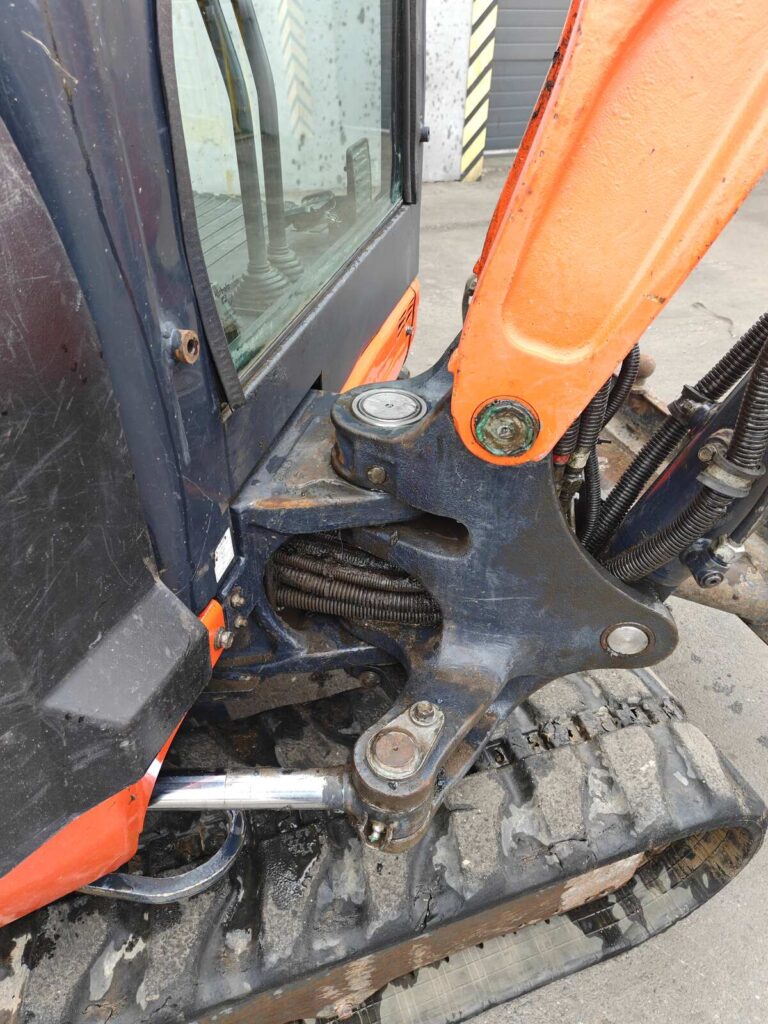 Kubota U27-4 2017r