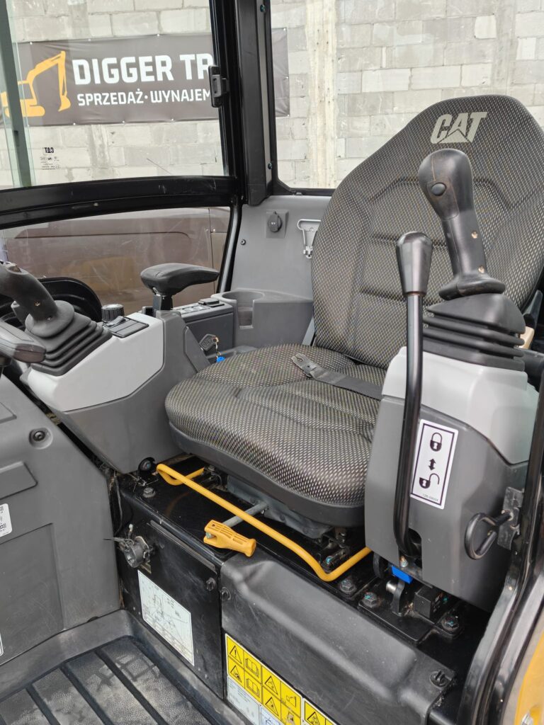 Caterpillar CAT 301.6 2021r