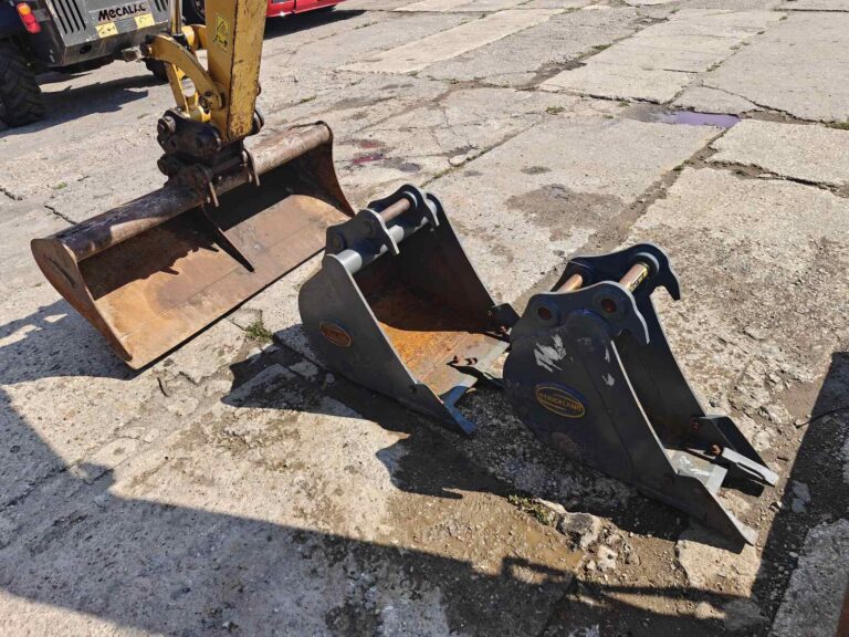 Caterpillar 302.7 2023r