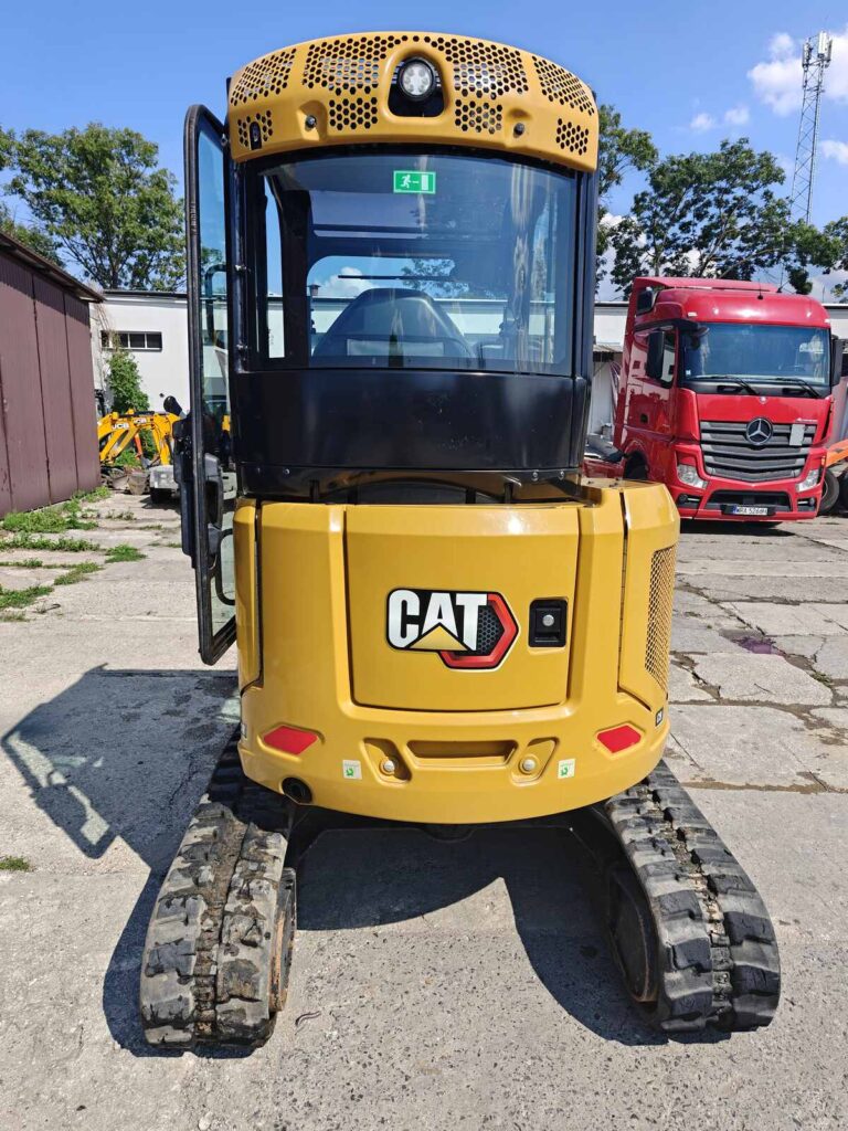Caterpillar 302.7 2023r