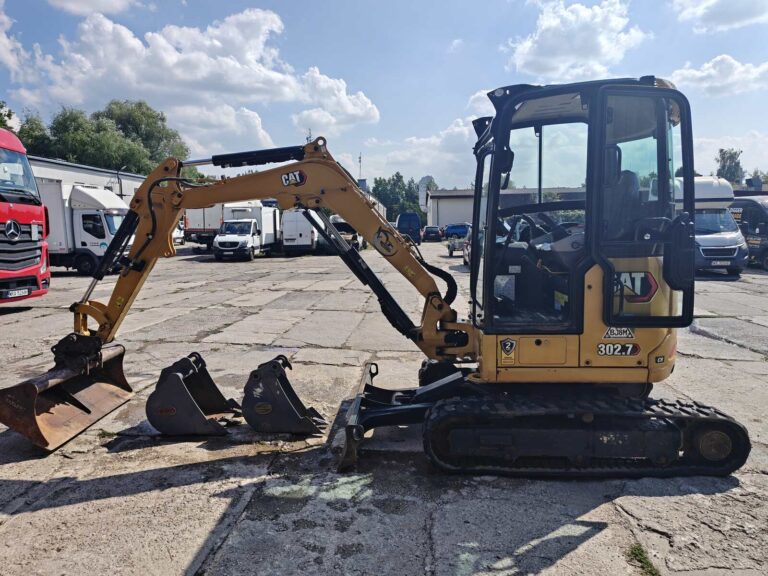 Caterpillar 302.7 2023r