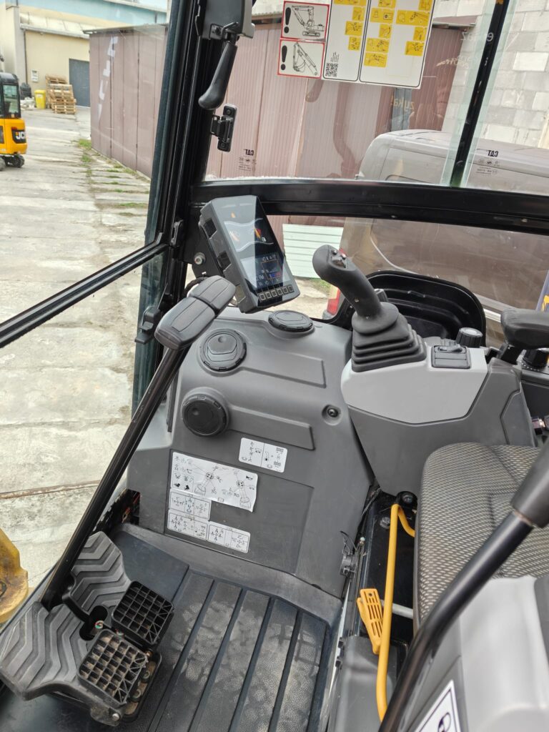 Caterpillar CAT 301.6 2021r