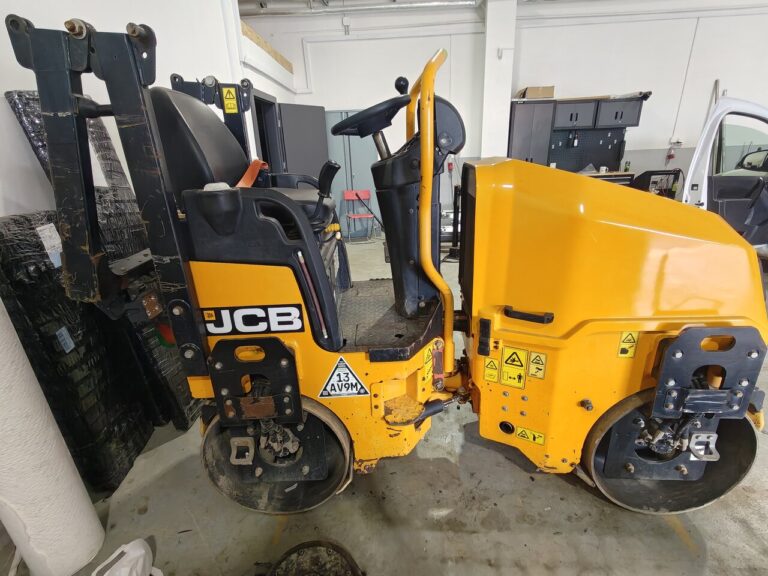 JCB Vibromax CT160 2019r