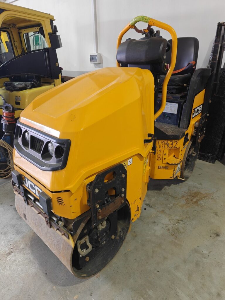 JCB 3T 2020r