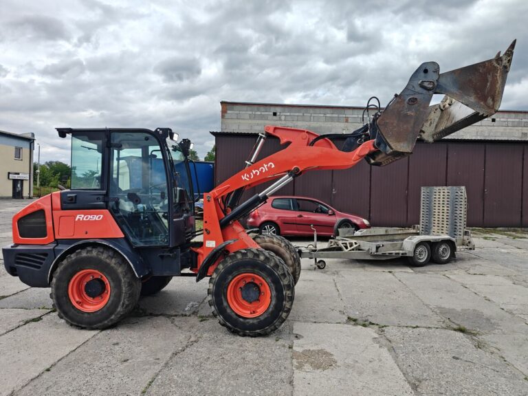 Kubota R090 2023r