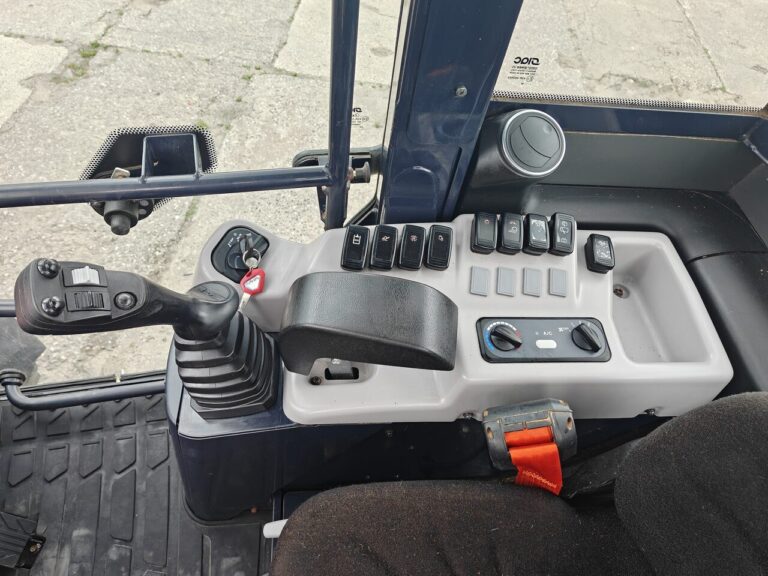 Kubota R090 2023r