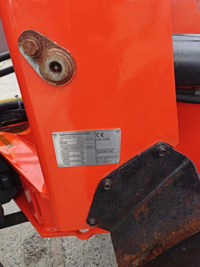 Kubota R090 2023r