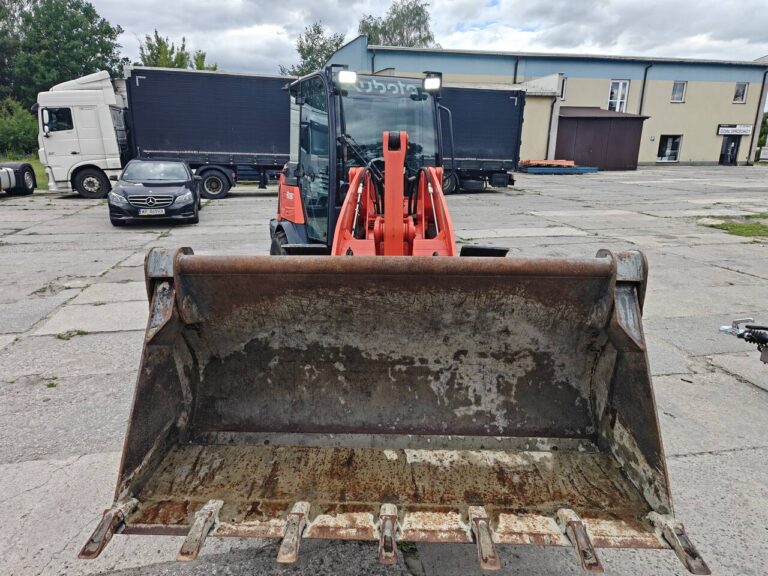 Kubota R090 2023r