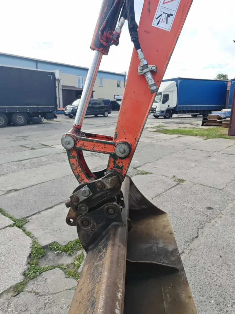 Kubota U27-4 2021r