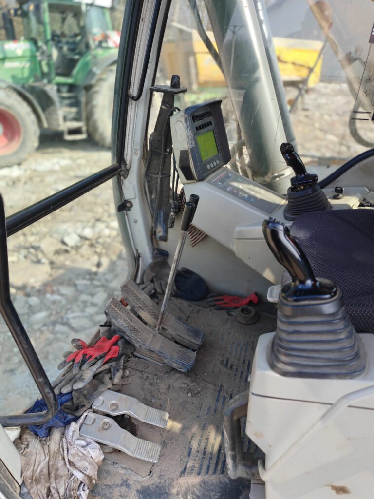 Liebherr R906LC Litronic 2013r