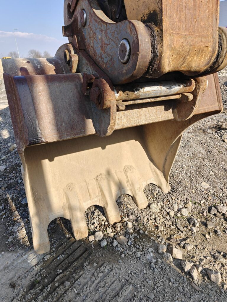 Liebherr A914 2006r