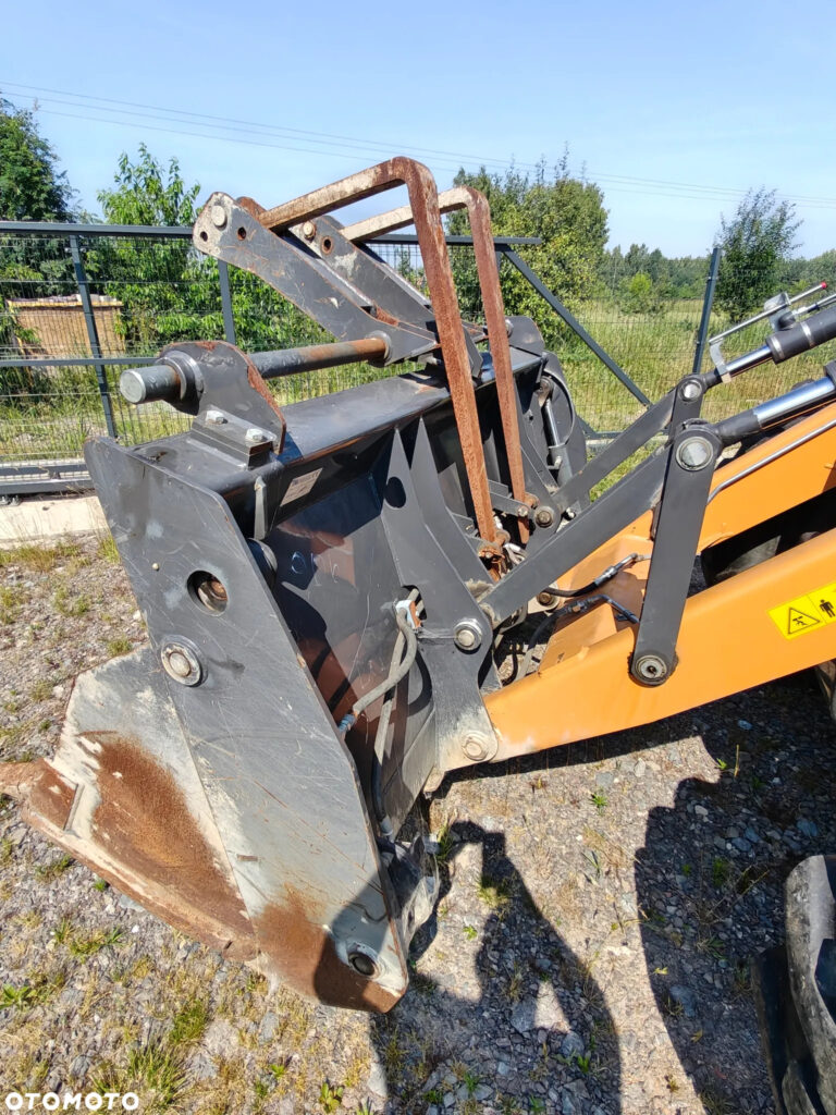 Case 695SV 2022r