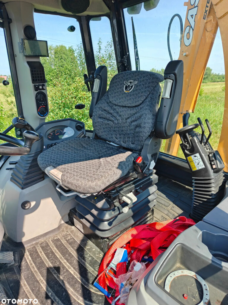 Case 695SV 2022r