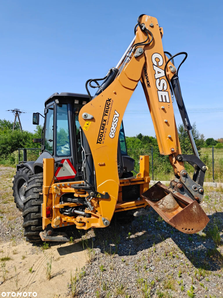 Case 695SV 2022r