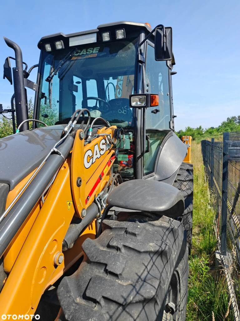 Case 695SV 2022r