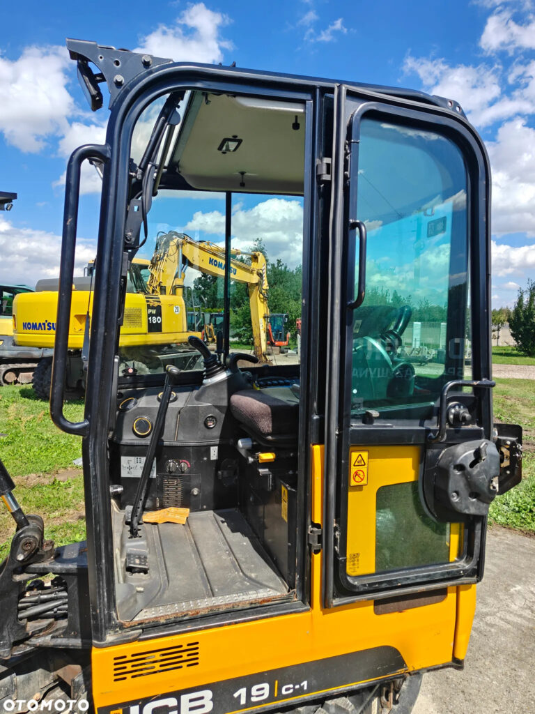 JCB 19C-1 PRO 2023r