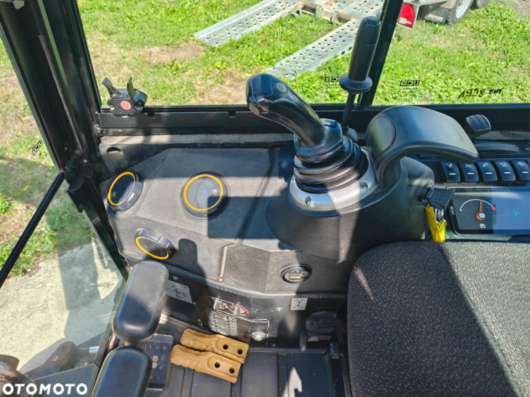 JCB 19C-1 PRO 2023r