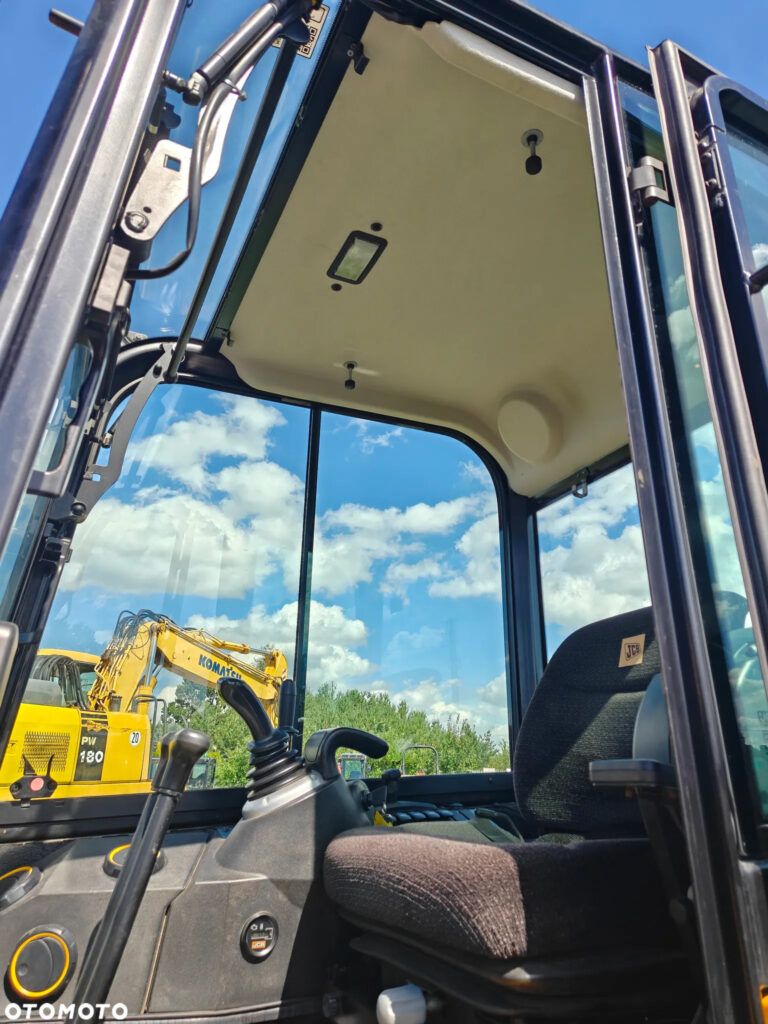 JCB 19C-1 PRO 2023r