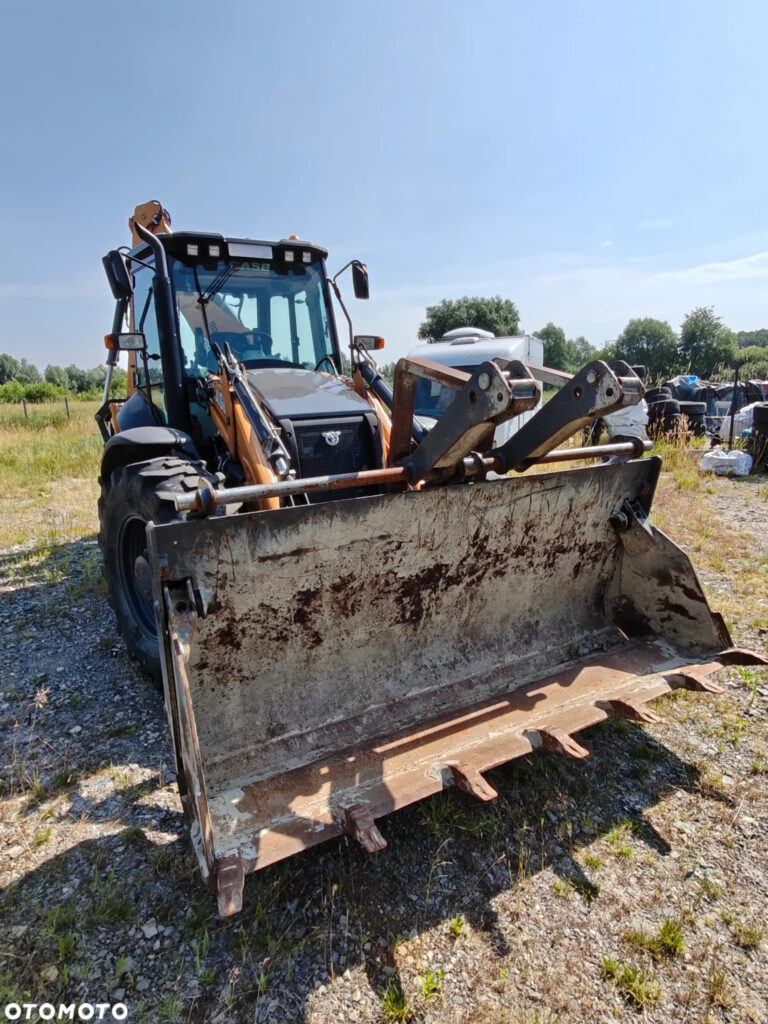 Case 695SV 2022r